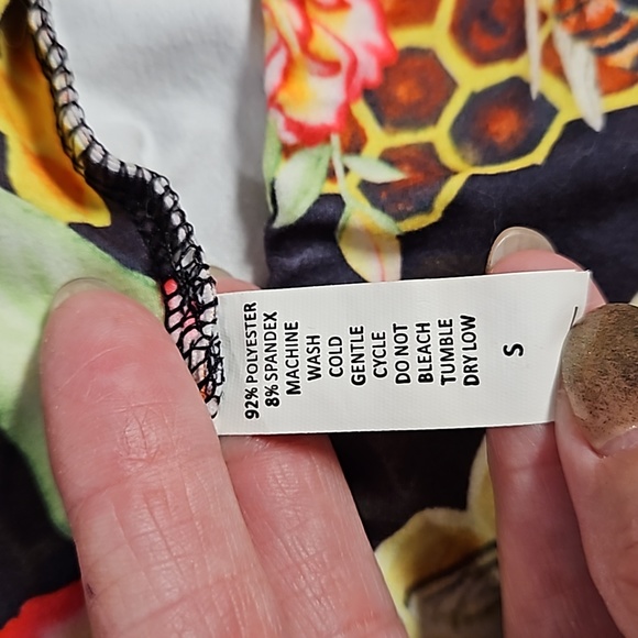 FABULEGS honeycomb bumble bee rose pattern leggings Small EUC - Picture 7 of 10